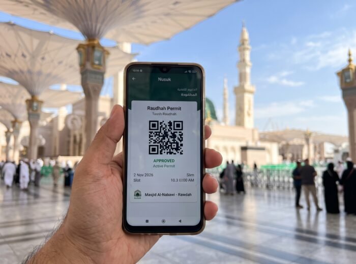 Panduan izin tasrih Raudhah pada aplikasi Nusuk berlatar Masjid Nabawi Madinah